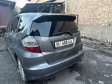 sprinter 315: Honda Fit: 2009 г., 1.5 л, Автомат, Бензин, Универсал — 4