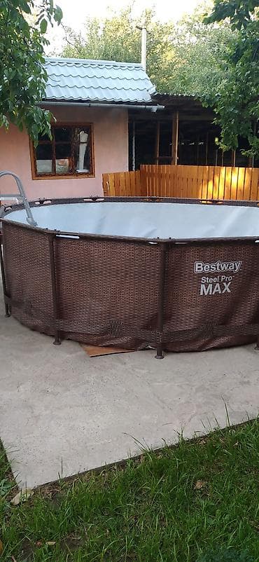 Бассейны: Каркасный бассейн Bestway Steel Pro MAX (декор «ротанг») - размер — 2
