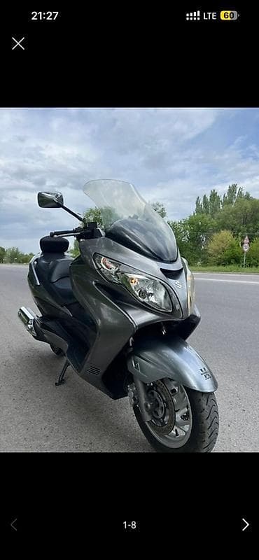 скутера: Макси‑скутер Suzuki Burgman (серия 400) в комплектации для дальних — 1
