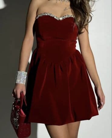 платье бархатное: Вечернее платье, Коктейльное, Короткая модель, Велюр, Без рукавов, Стразы — 3