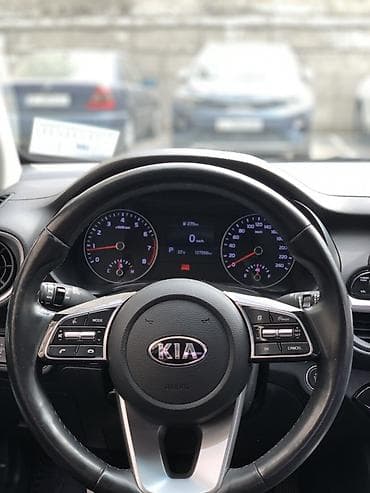 Продажа авто: Kia K3: 2019 г., Автомат, Бензин, Седан — 6