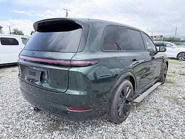 Lixiang L9: 2022 г., 1.5 л, Автомат, Гибрид, Внедорожник — 10