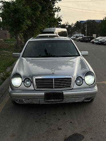 Mercedes-Benz E-Class: 1998 г., 3.2 л, Автомат, Бензин, Седан