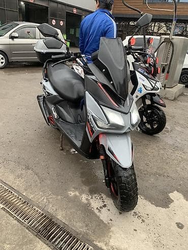 мопед кобра сити: 180 куб. см, Бензин — 5