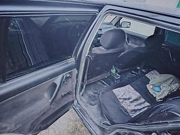 Volkswagen Golf: 1993 г., Механика, Бензин, Хэтчбэк — 7