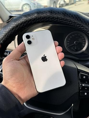 IPhone 11, Б/у, 128 ГБ, Белый, Чехол, 72 %