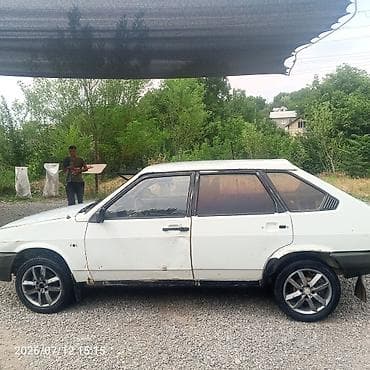 Унаа сатуу: ВАЗ (ЛАДА) 2109: 1989 г., Кол менен иштөөчү, Хетчбек — 2