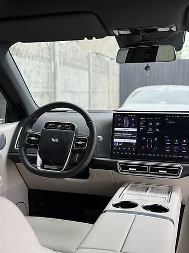 e6 3: Lixiang L6: 2024 г., 10 л, Автомат, Электромобиль, Кроссовер — 5