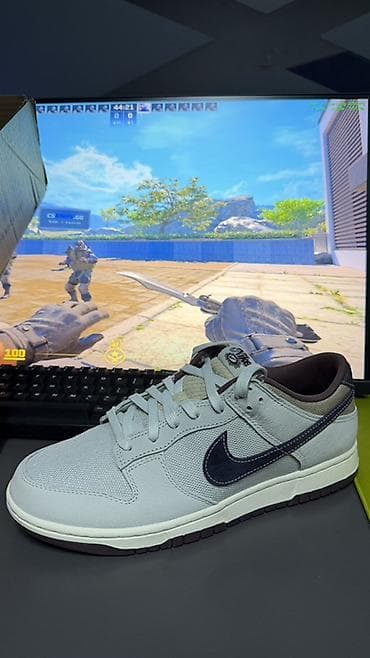 Босоножки, сандалии, шлепанцы: Мужские кроссовки, 43, Nike, Новый, цвет - Серый, Платная доставка — 3