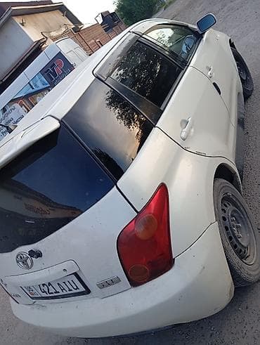 down pipe: Toyota Ist: 2003 г., Автомат — 1
