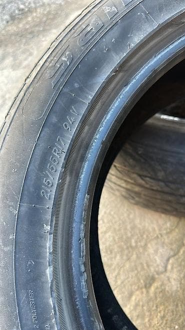 mazda primacy: Пара автомобильных шин 215/55 R17 Особенности: - Размер: 215/55 R17 - — 2