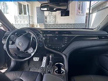 lexus e: Toyota Camry: 2018 г., Гибрид, Седан — 6