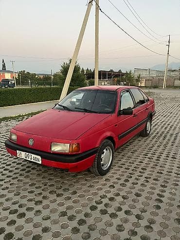 балыкчы пляж: Volkswagen Passat: 1989 г., 1.8 л, Механика, Газ, Седан — 4