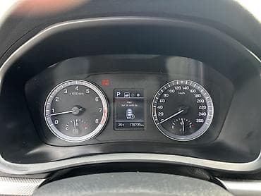 срочно саната: Hyundai Sonata: 2017 г., 2 л, Автомат, Газ, Седан — 10