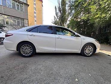 crown 2018: Toyota Camry: 2017 г., 2.5 л, Вариатор, Гибрид, Седан — 1