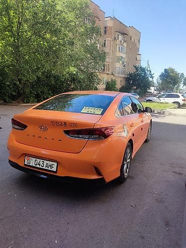 Продажа авто: Hyundai Sonata: 2019 г., 2 л, Автомат, Газ, Седан — 4