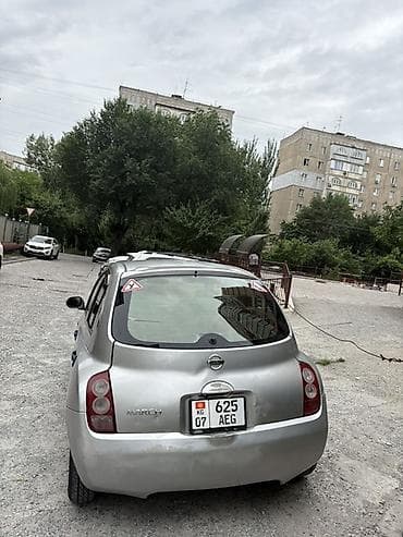 авто марч: Nissan March: 2002 г., 1.3 л, Автомат, Бензин — 3