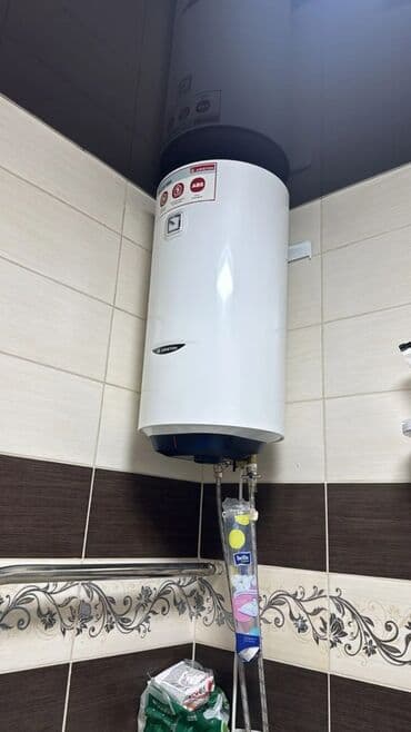 домкрат аренда: 1 бөлмө, Кыймылсыз мүлк агенттиги, Чогуу жашоосу жок, Толугу менен эмереги бар — 3