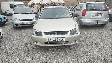 хундай аванте 1: Hyundai Accent: 2002 г., 1.5 л, Кол менен иштөөчү, Седан — 3