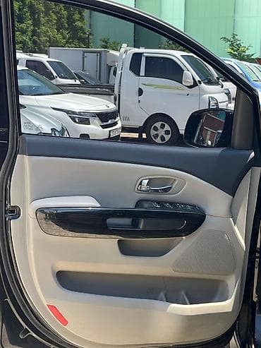 2 4 д: Kia Carnival: 2019 г., 2.2 л, Автомат, Дизель, Минивэн — 8
