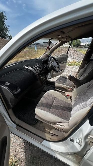 тсунами снм 300: Toyota Gaia: 1999 г., Минивэн — 7