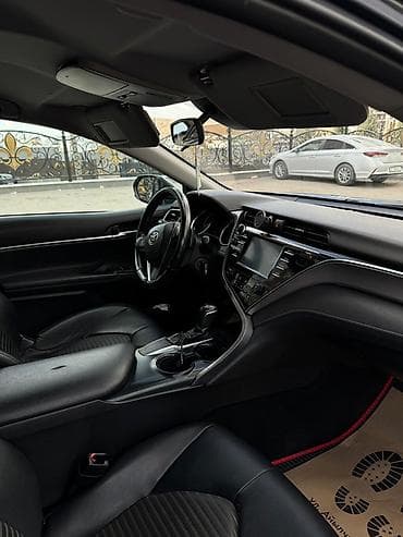 kia stringer: Toyota Camry: 2018 г., 2.5 л, Автомат, Бензин, Седан — 4