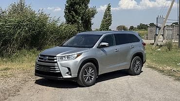 водный катер: Toyota Highlander: 2017 г., 3.5 л, Вариатор, Гибрид, Кроссовер — 1