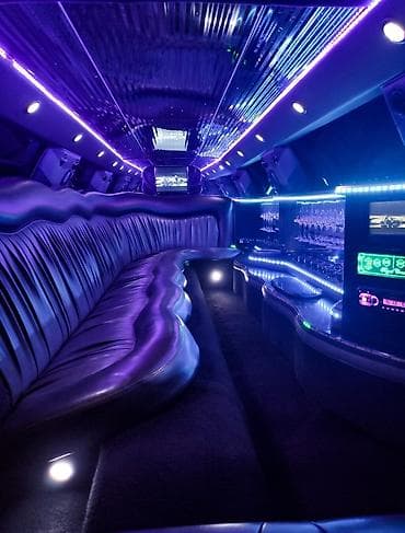 запчас ипсум: Лимузин Chrysler 300C Вместительность 8+1 Любое торжество станет — 9