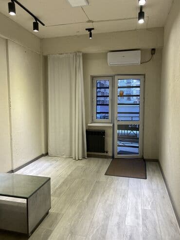 ош базар пол дом: 📌Сдаётся коммерческое помещение! 40м2🔥 📍отличная локация, в южной — 5