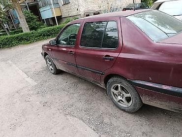 e500 124: Volkswagen Vento: 1996 г., 1.8 л, Механика, Бензин, Седан — 4