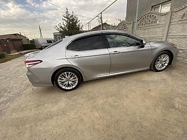 prius plus: Toyota Camry: 2020 г., 2.5 л, Вариатор, Гибрид, Седан — 1