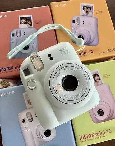 вскрытая камера: FUJIFILM instax mini 12 — моментальная камера формата mini — 5