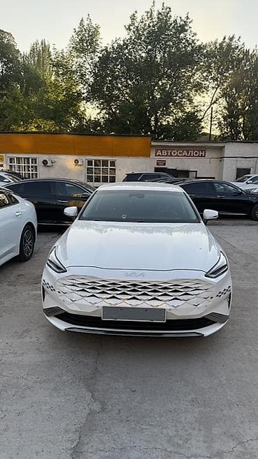 подрулевой: Kia K8: 2022 г., 1.6 л, Гибрид, Седан — 2