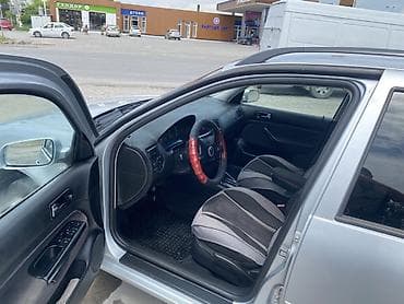 бампер 124 универсал: Volkswagen Golf Variant: 2003 г., 2 л, Автомат, Бензин, Универсал — 6