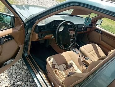 капот бмв е60: Mercedes-Benz W124: 1995 г., 2.2 л, Автомат, Седан — 4