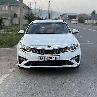 на лобовое: Kia K5: 2019 г., 2 л, Автомат, Газ, Седан — 1