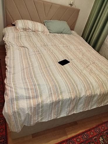 foldable table: Двуспальная кровать с мягким изголовьем + матрас - Размер: 210см — 7