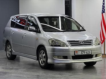 бардачки: Toyota Ipsum: 2003 г., 2.4 л, Автомат, Бензин, Минивэн — 1