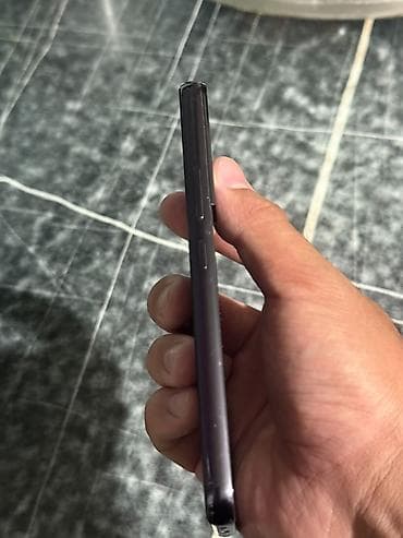 Samsung Galaxy S22 Объем памяти:256гб Состояние идеал 10/10 Срочно — 5
