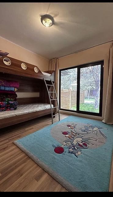 Недвижимость: 75 м², 3 комнаты — 4