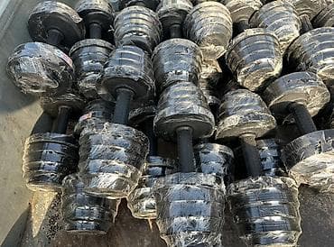 чёрный маска: Разборные гантели с пластиковым покрытием и наборными дисками - Тип — 1