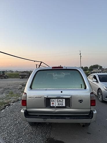 Унаа: Toyota Hilux Surf: 2000 г., 2.7 л, Жол тандабас — 5