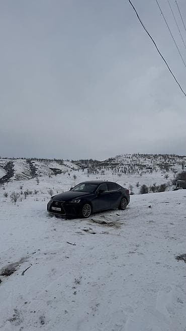 lc 300: Lexus IS: 2017 г., Седан — 7