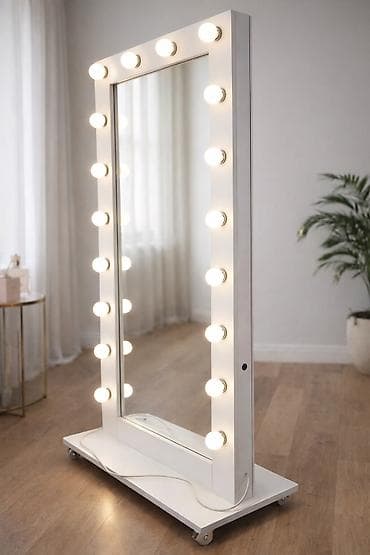 5 микрорайон б/у, цена окончательная! Гримерное зеркало с подсветкой