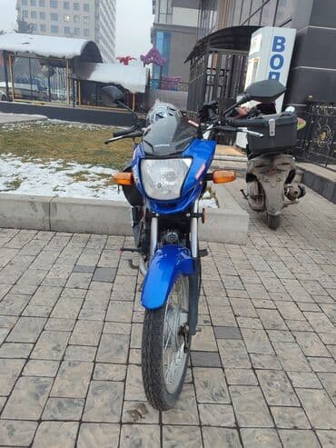 yamaha r1 цена бишкек: Мотоцикл Honda (дорожный класс), синий цвет. Характеристики и — 4