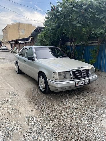 Mercedes-Benz W124: 1991 г., 2.3 л, Механика, Бензин, Седан