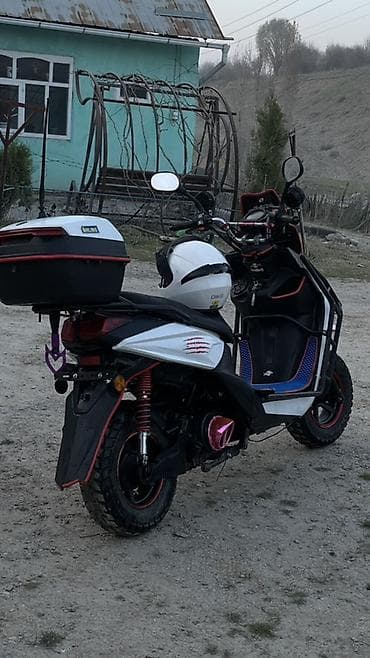 скутеры аренда: Скутеретта Yamaha, 180 куб. см, Бензин, Б/у — 2