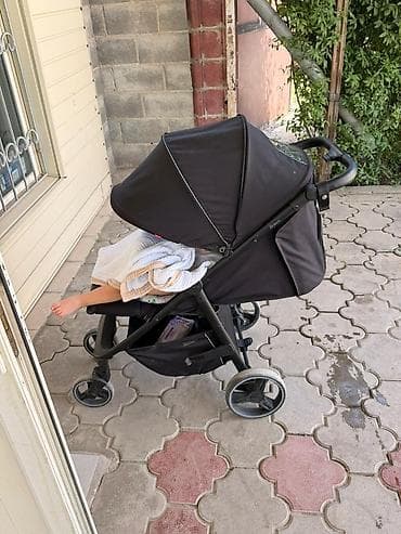 Коляски: Прогулочная коляска Carrello Bravo, цвет черный. - Противоударная — 4