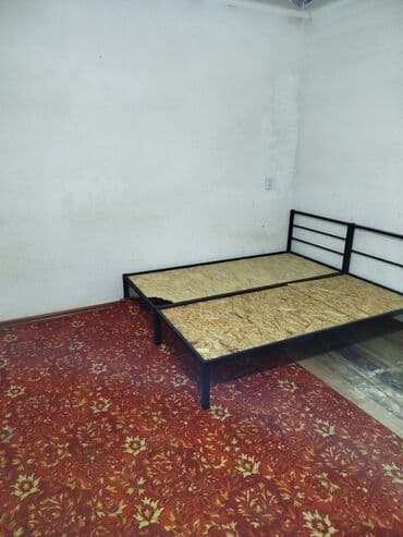 продам комнату в центре: 22 м², С мебелью — 8