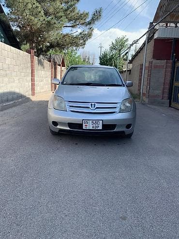 Toyota Ist: 2003 г., Бензин, Хэтчбэк at lalafo.kg Toyota Ist: 2003 г., Бензин, Хэтчбэк